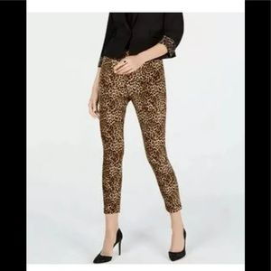 Inc international concepts skinny pants leopard 2